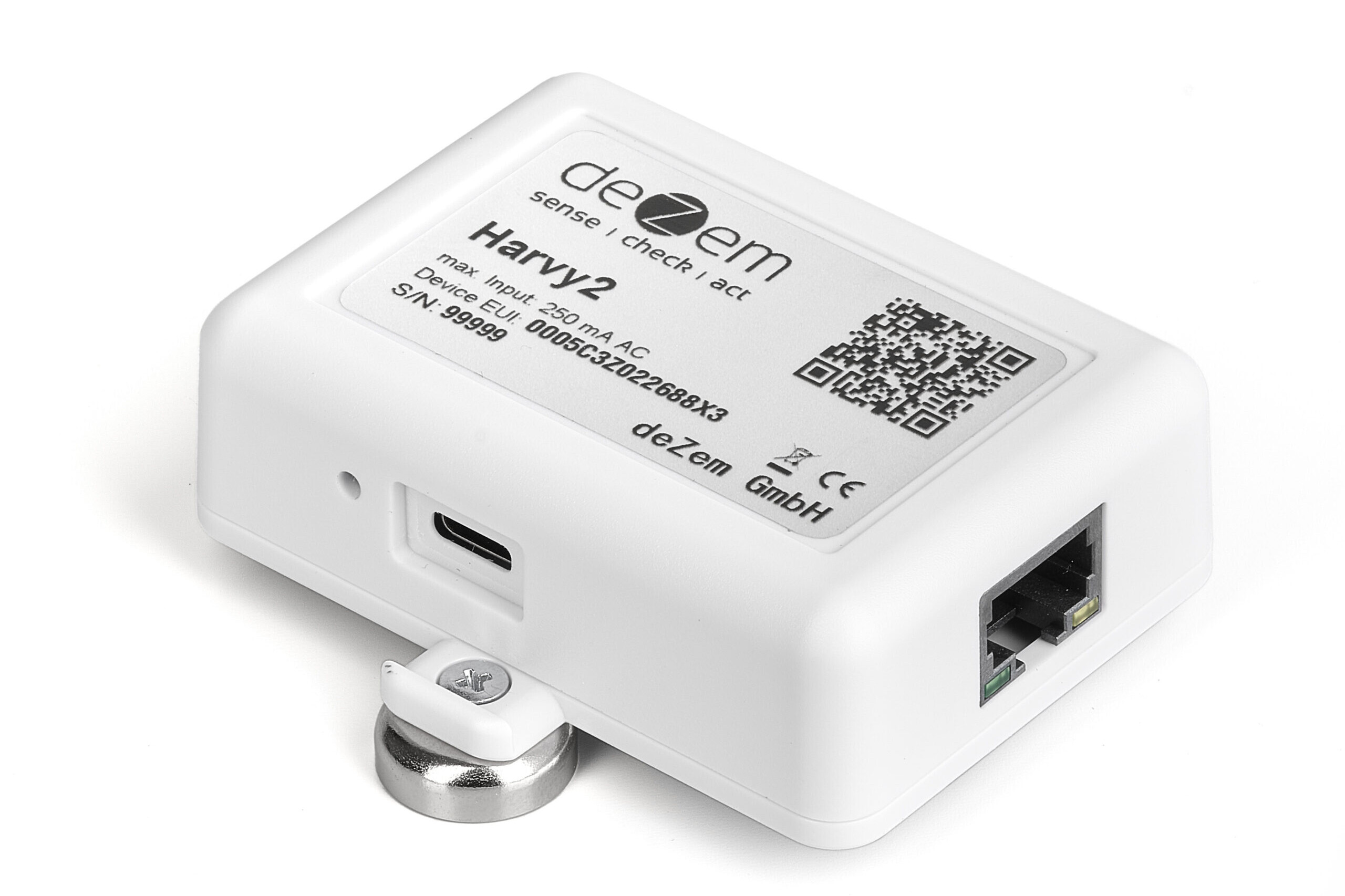 Perspektivische Vorderansicht des Harvy2 LoRaWAN-Stromsensor mit QR-Code zur bequemen Auslesung der Device EUI.
